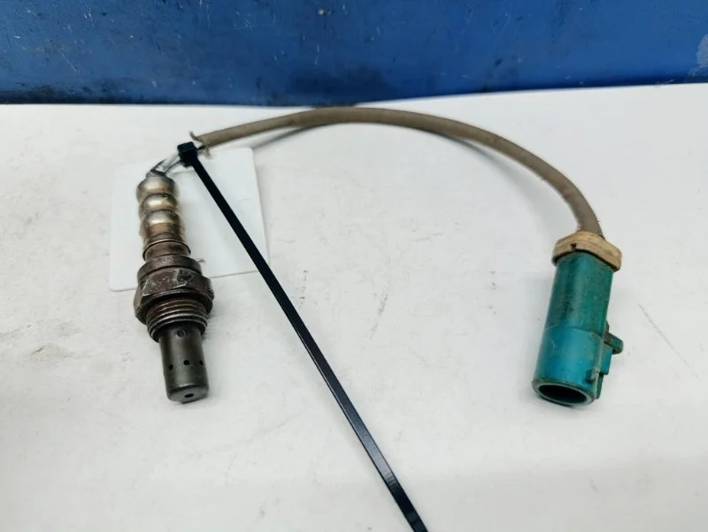 Датчик кислородный Ford Fiesta 2008 1143514 1.4 FXJA