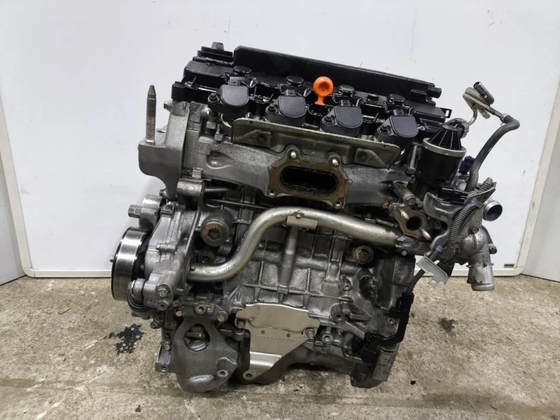 Двигатель Honda Civic 4D FD R18A1