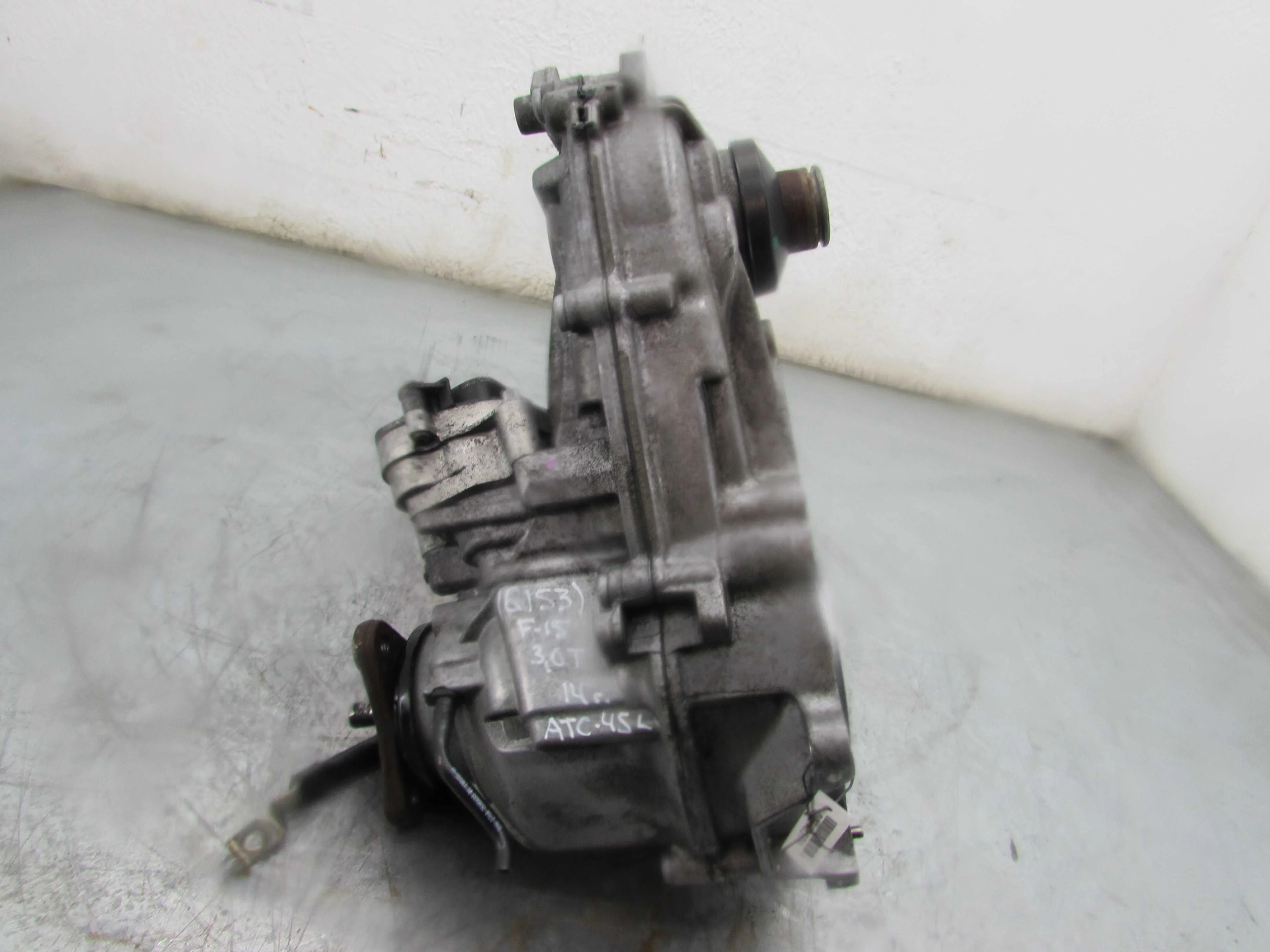 Раздаточная коробка BMW X5 F15 2013 - 2018 бензин 3.0 Автомат