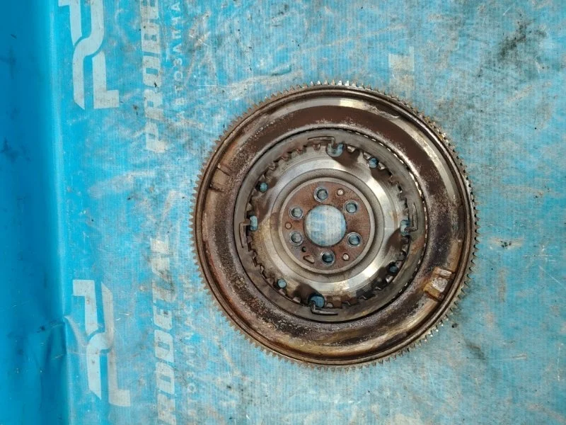 Маховик Volkswagen Golf ХЭТЧБЕК CAXA 2010