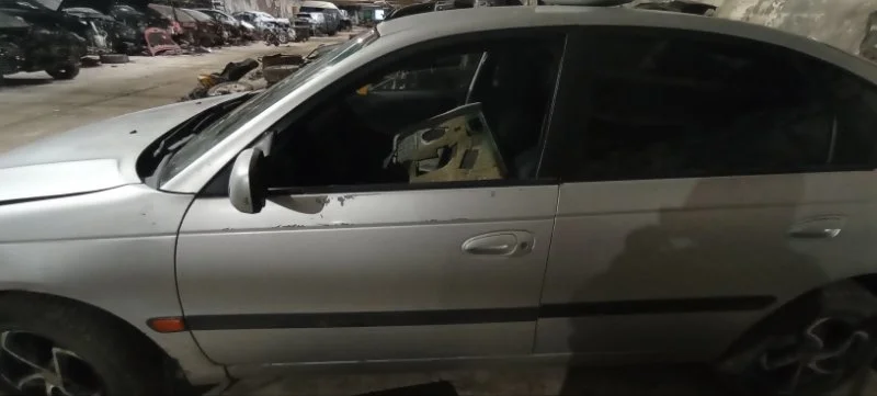 Дверь передняя левая TOYOTA Avensis ЛИФТБЕК 1.8