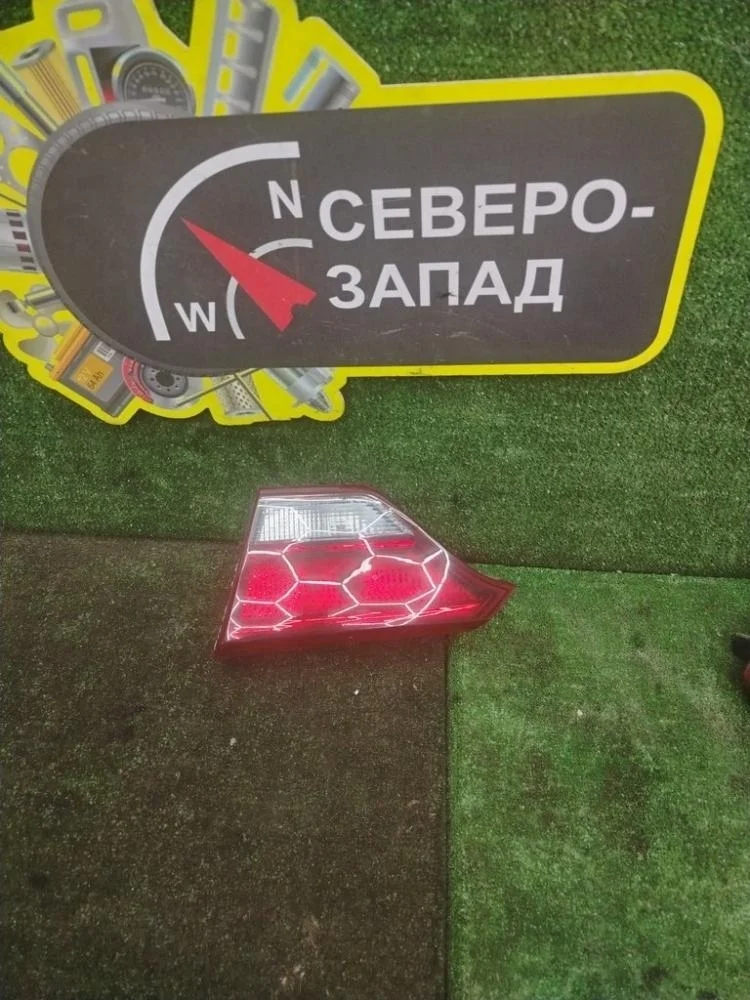 Фонарь внутренний Kia Rio 2021 92404H0500 FB G4FG, правый