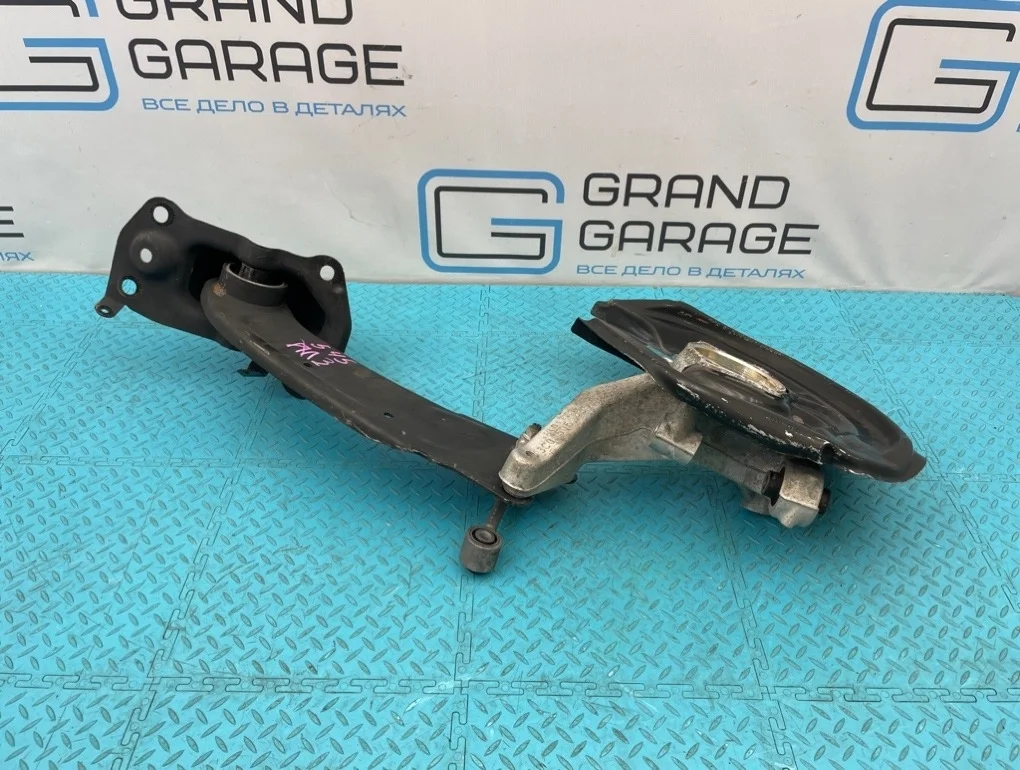 Кулак Volkswagen Tiguan 2010 3C0505433G 5N1 CCZC 2.0, задний левый