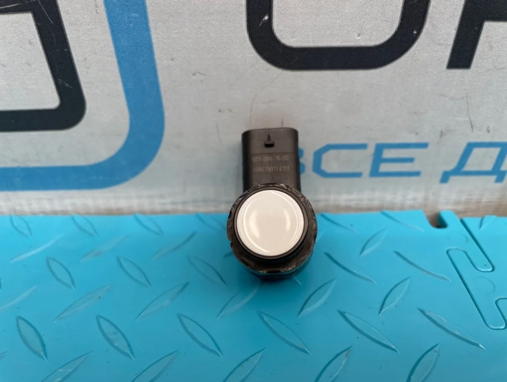 Датчик парктроника Volvo V60 2011 31341344 FW B4164T 1.6, задний