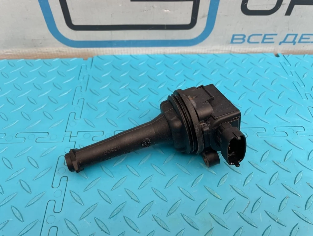 Катушка зажигания Volvo Xc90 2006 30713416 C B5254T2 2.5