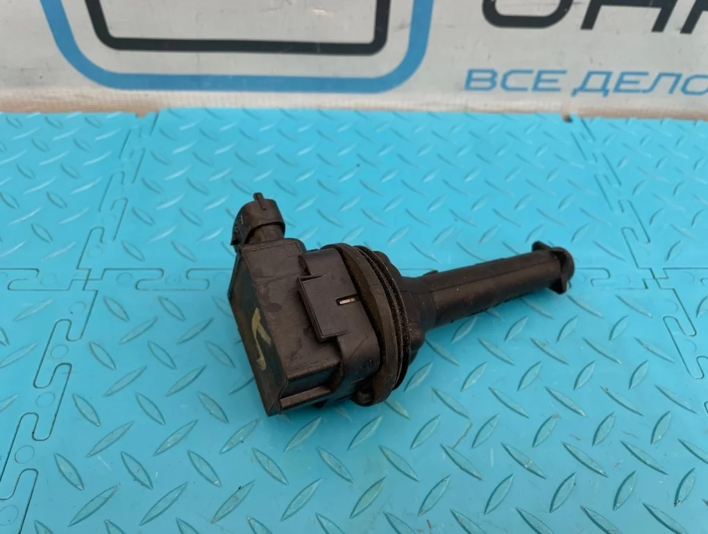 Катушка зажигания Volvo Xc90 2006 30713416 C B5254T2 2.5