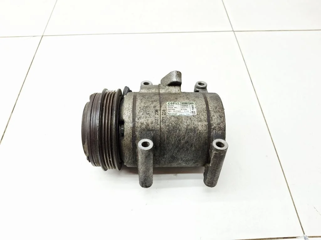 Компрессор кондиционера Chevrolet Spark M300