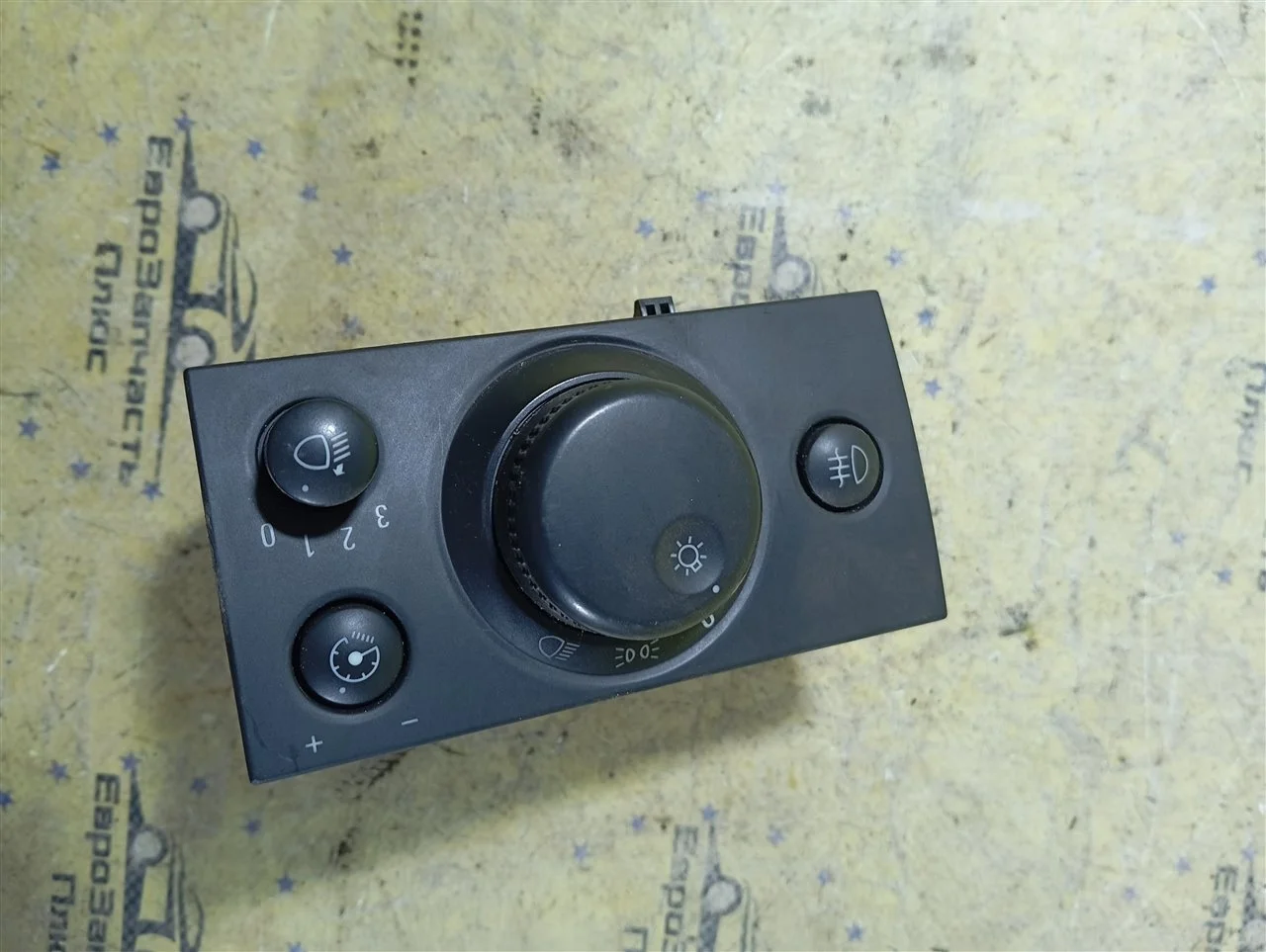 Блок управления светом Opel Meriva 93394755 А