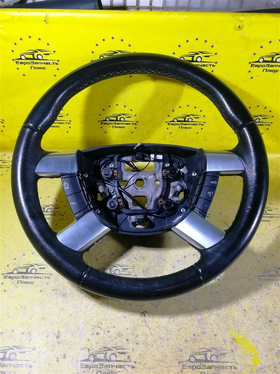 Руль кожаный Ford Focus 2 1435224