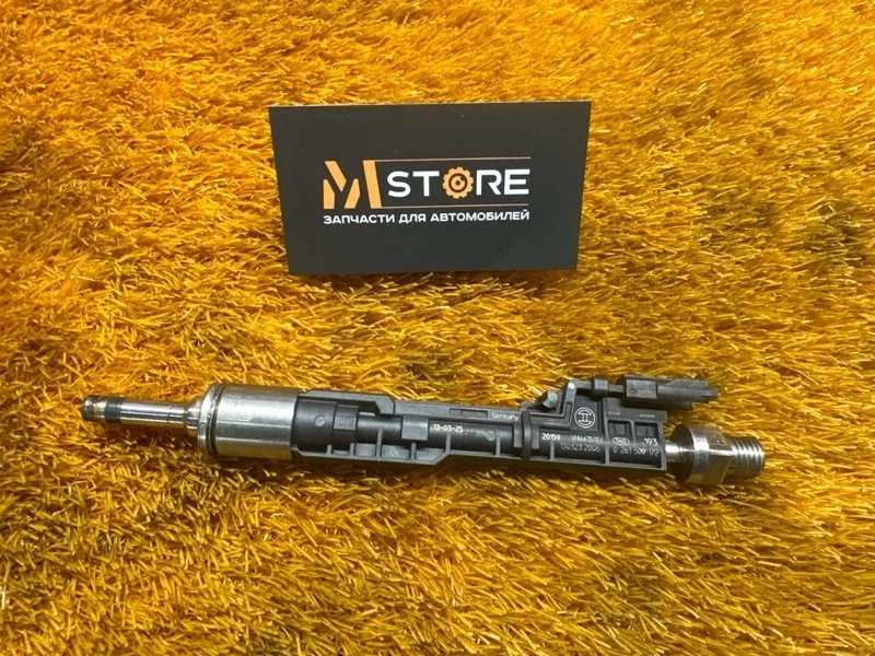 Форсунка топливная Bmw X1 2013 13647639994 E84 N20B20A