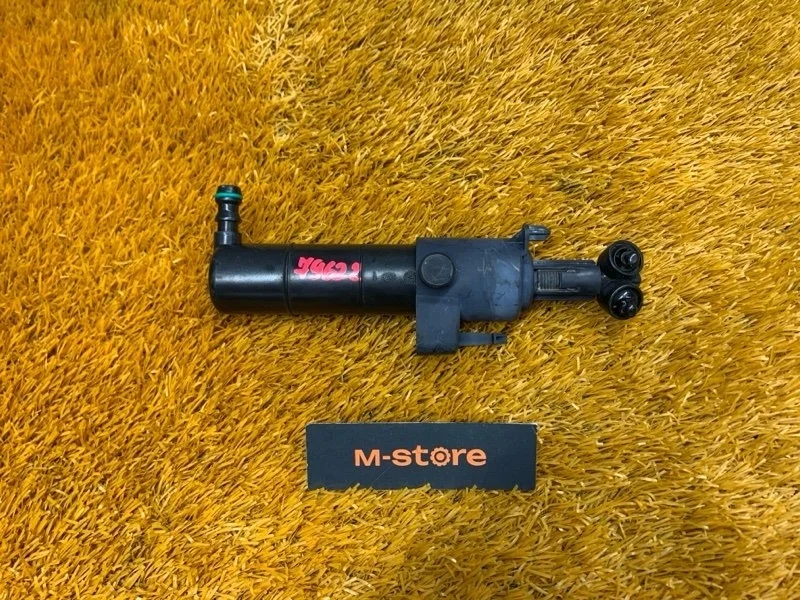 Форсунка омывателя фары Mercedes-Benz E-Class 2010 A2078600147 C207 271.860, левая