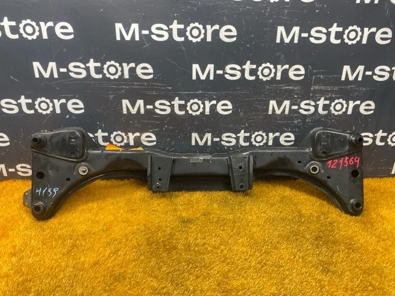 Балка поперечная (подрамник) BMW 3-Series 2002 31111096902 E46 M54B25 (256S5)