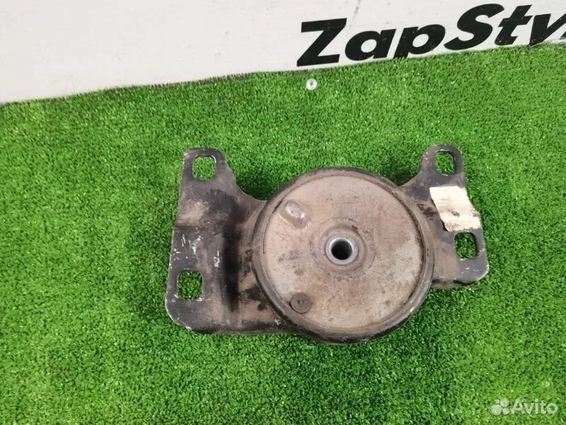 Опора двигателя (подушка двс) левая volvo s40 2