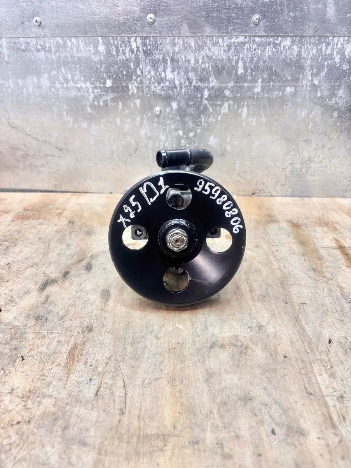 Насос ГУР Эпика 95980806 Epica I (2006—2009) В наличии