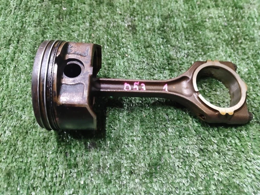 Б.у. шатун MITSUBISHI Delica D5 CV MITSUBISHI Delica D5 CV