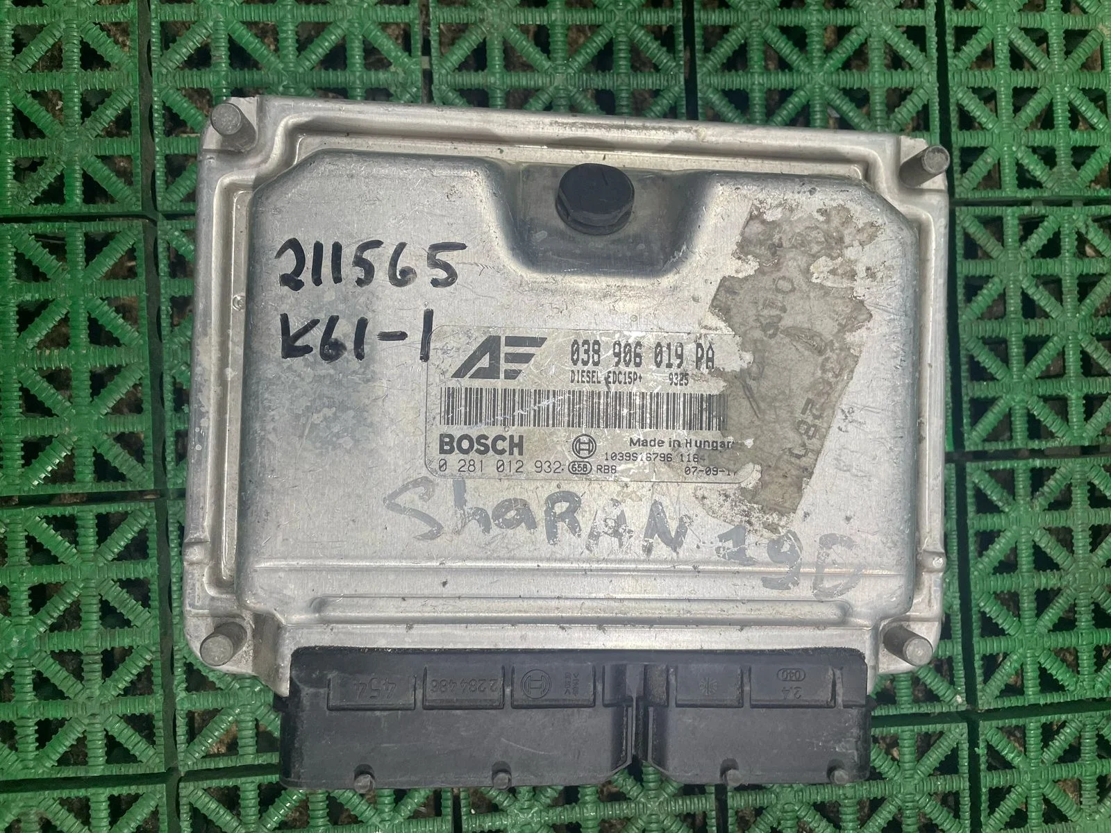 Блок управления двигателя ДВС ЭБУ VOLKSWAGEN SHARAN 1,9 BVK б/у SHARAN(2001-2010)