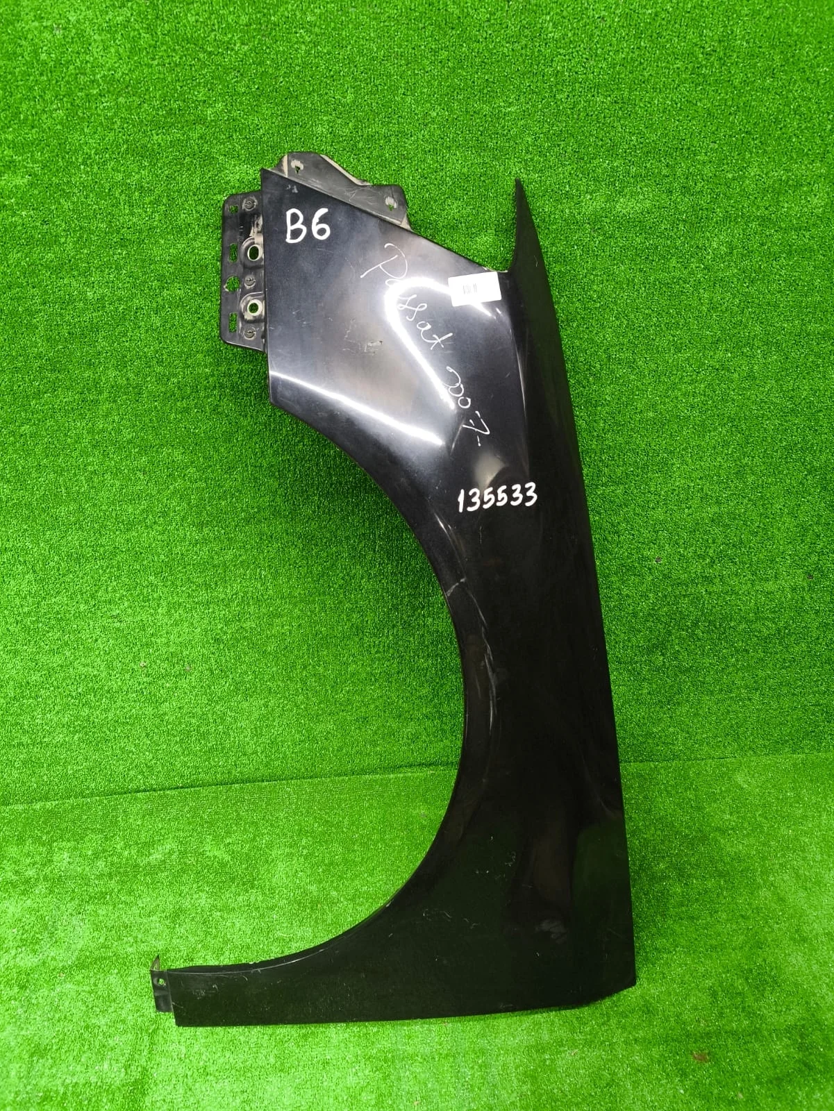 Крыло VOLKSWAGEN PASSAT B6 2005- переднее левое серое б/у PASSAT B6(2005-2010)