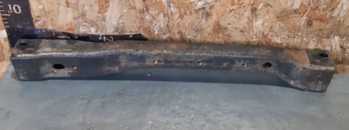 Балка передняя поперечная Nissan Navara D40 (2004—2010) 2008 серебристый