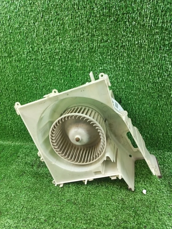 Мотор печки Nissan X-Trail NT30