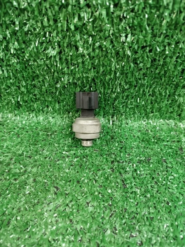 Датчик гидроусилителя Nissan Primera P12