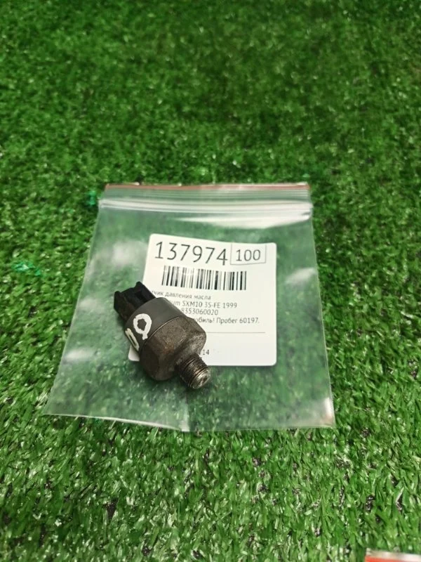 Датчик давления масла Toyota Ipsum 1999 SXM10