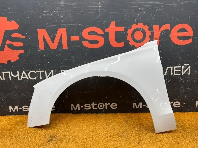 Крыло Audi A8 2012 4H0821105B D4/4H CGWD, переднее левое