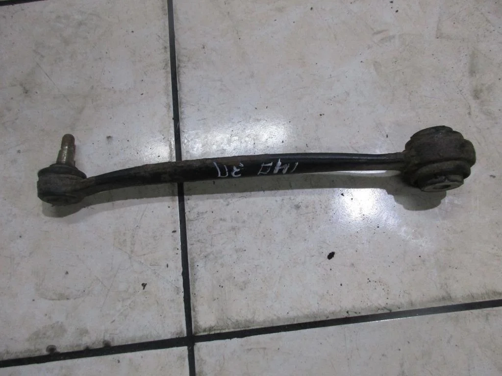 Рычаг задний Mercedes-Benz