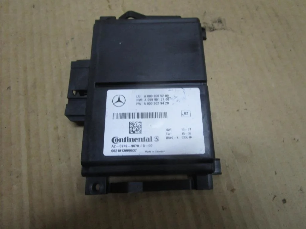 Блок радарного датчика Mercedes-Benz