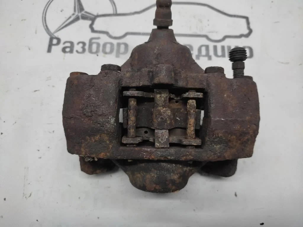 Суппорт задний правый Mercedes-Benz