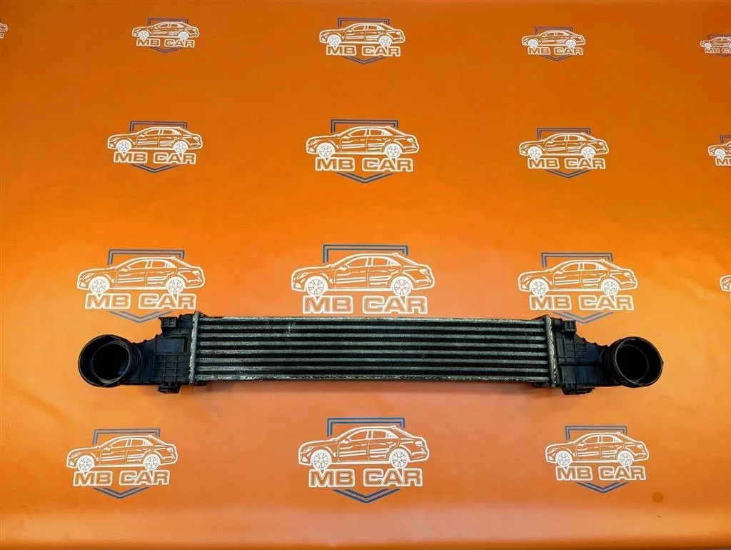 Интеркулер Mercedes-Benz