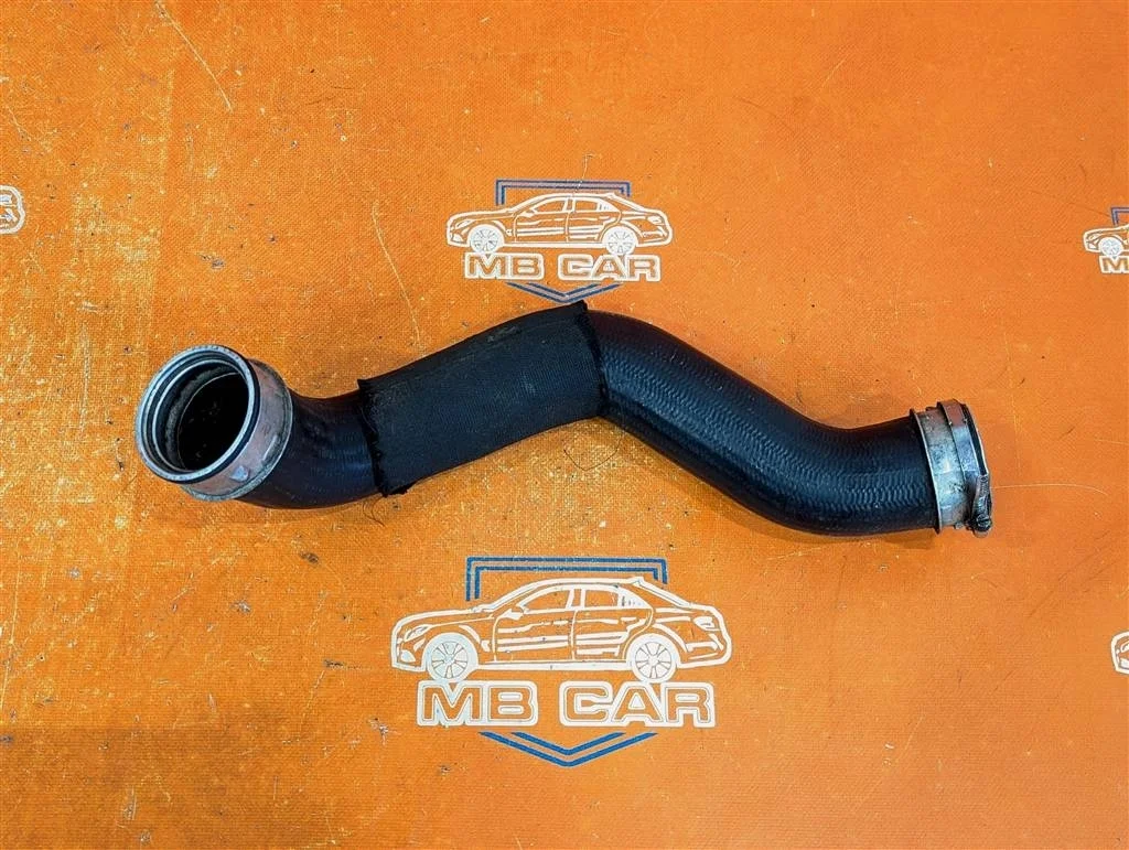 Патрубок интеркулера Mercedes-Benz