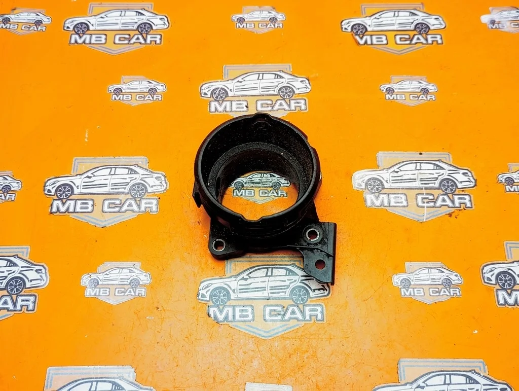 Фланец Mercedes-Benz