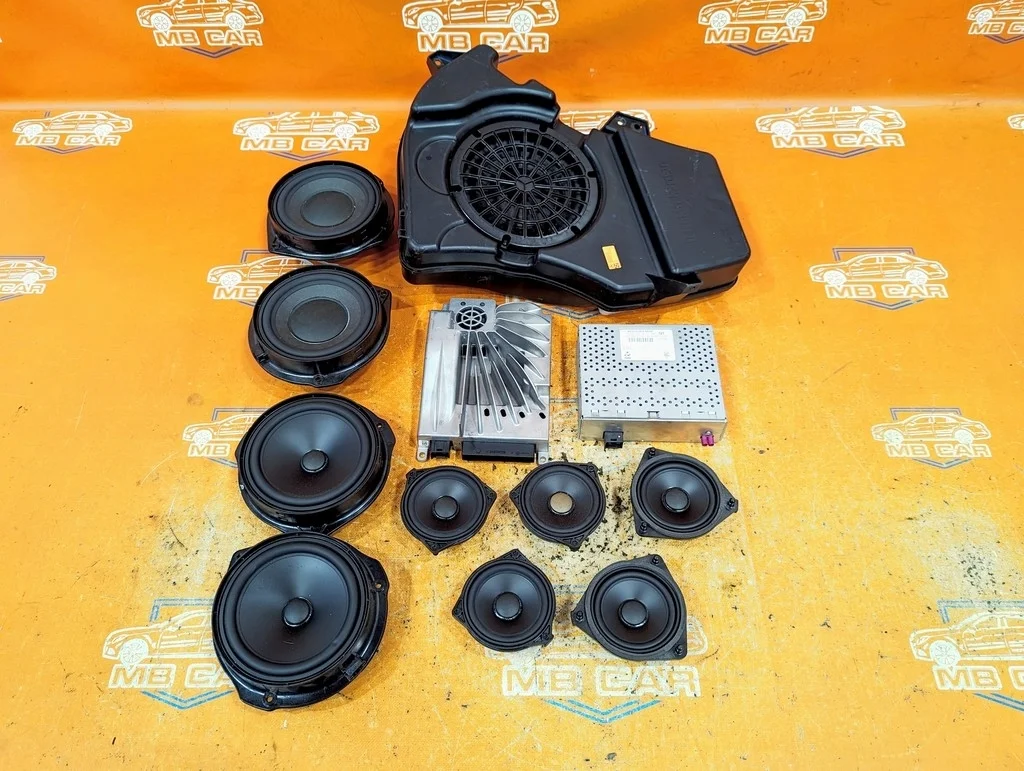 Комплект акустики Mercedes-Benz