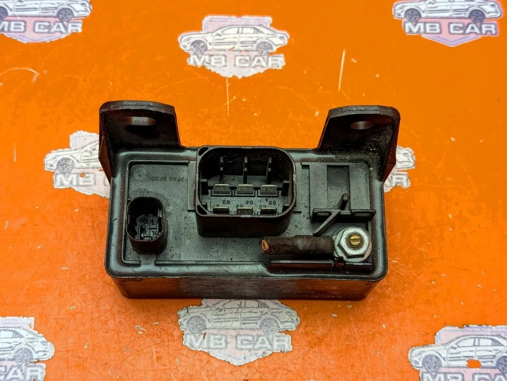 Реле свечей накала Mercedes-Benz