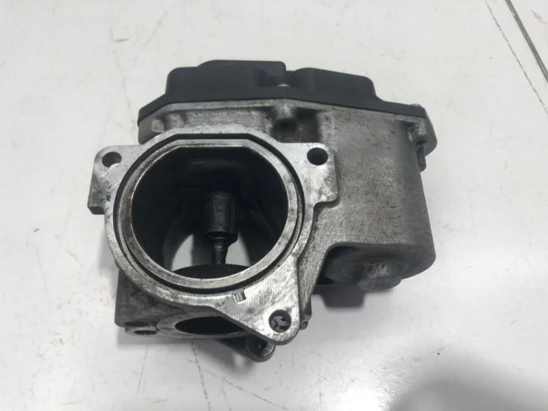 Клапан рециркуляции выхлопных газов Volkswagen