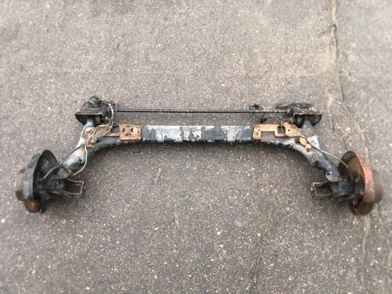 Балка задняя Audi A4 B5 СЕДАН AEB 1996