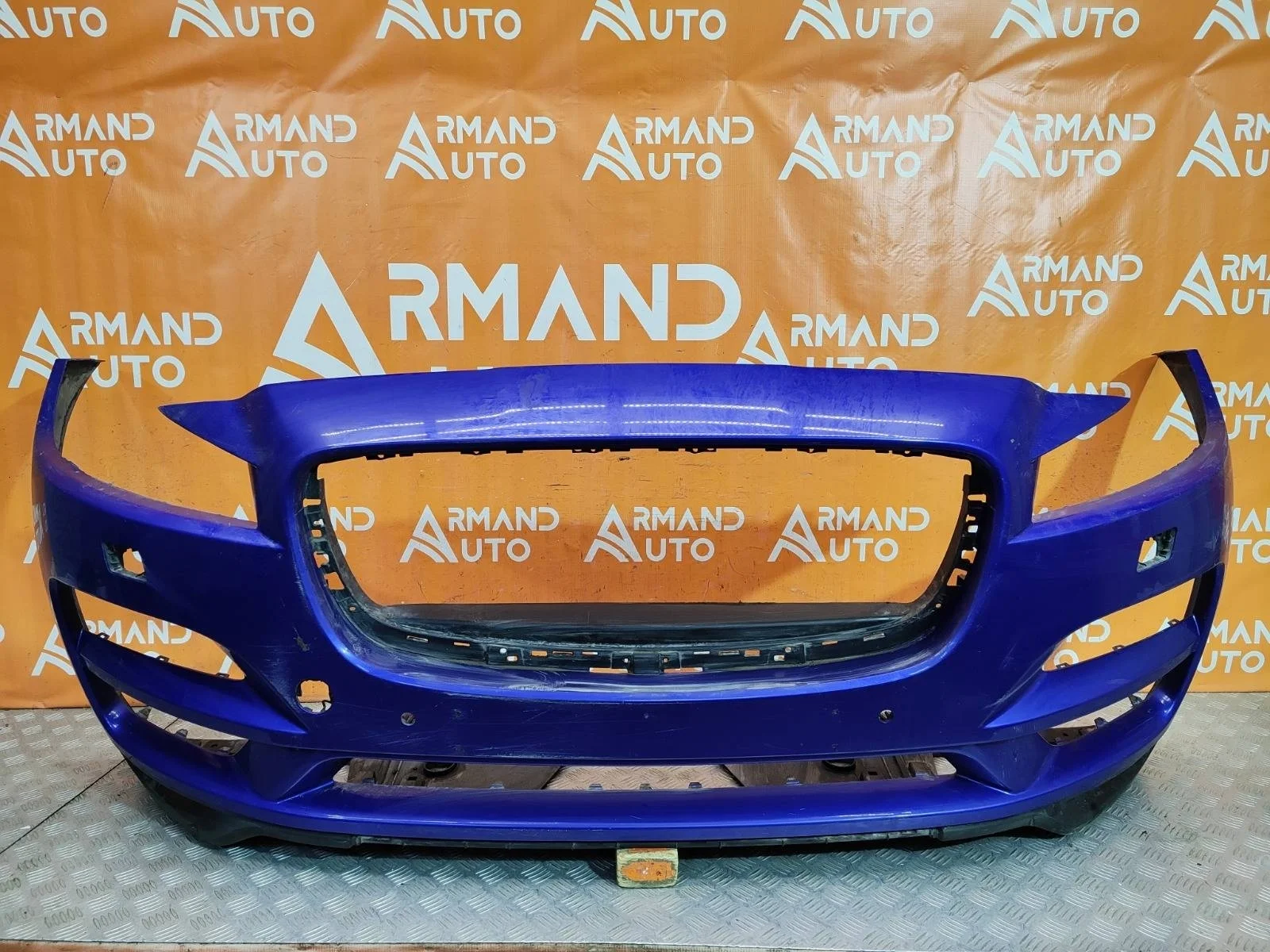 Бампер Jaguar F-PACE 2016-2020