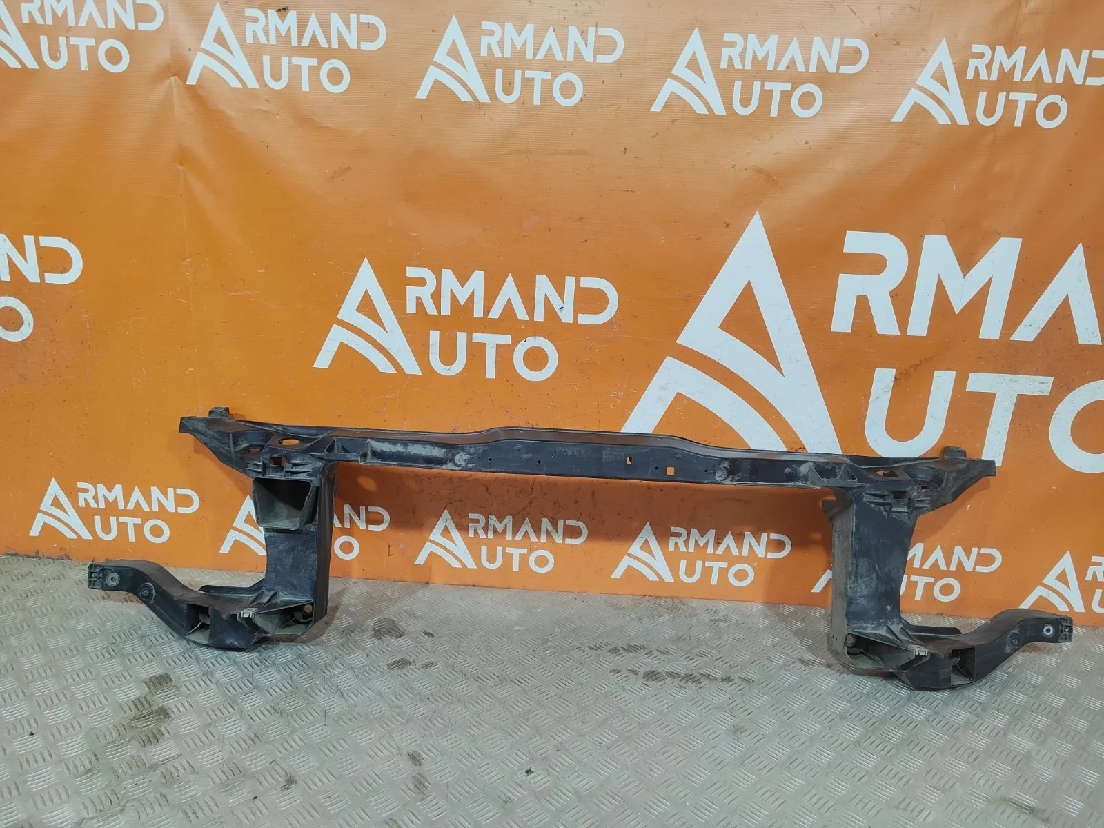 Панель передняя (суппорт радиатора) Mercedes V-Class 2014-нв W447