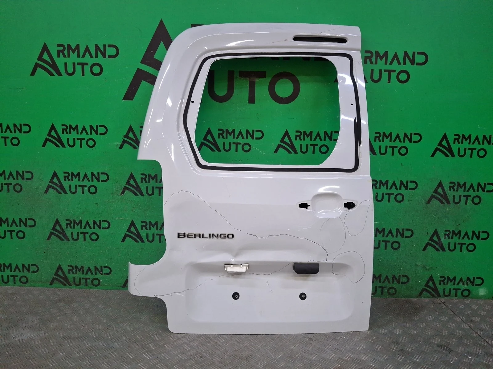 Дверь багажника Citroen Berlingo 2008-2022