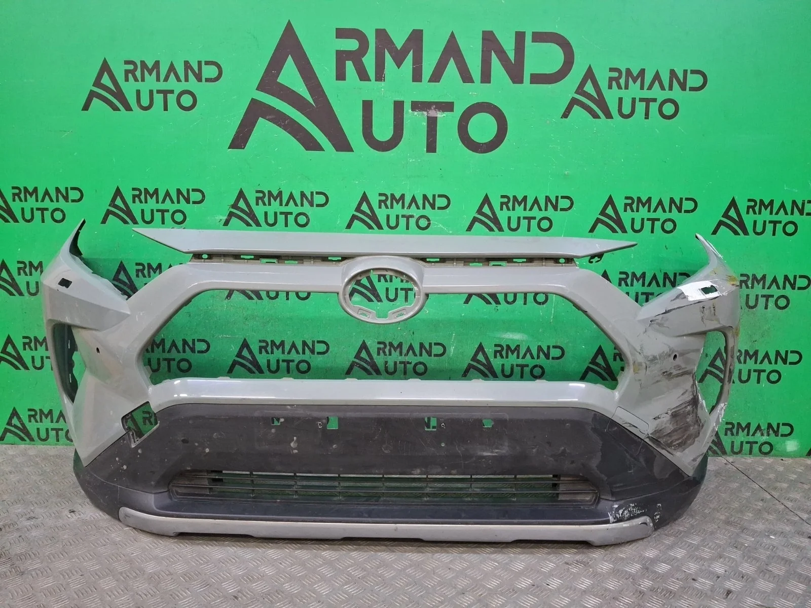 Бампер Toyota RAV4 2018-нв 5 XA50