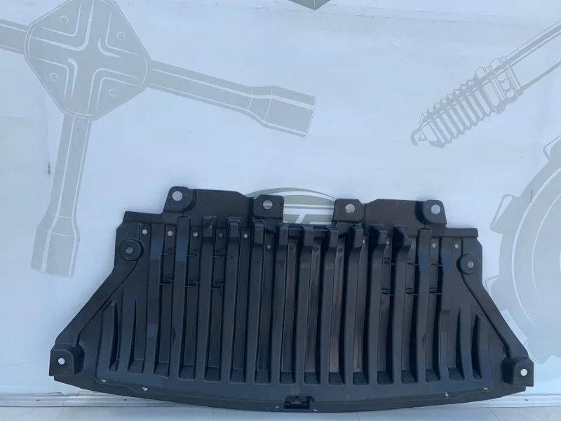 Защита переднего бампера центральная Mercedes-benz W213