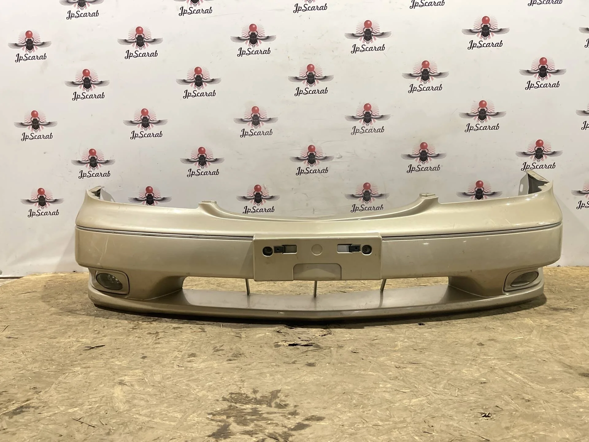 Бампер передний Nissan Maxima A33