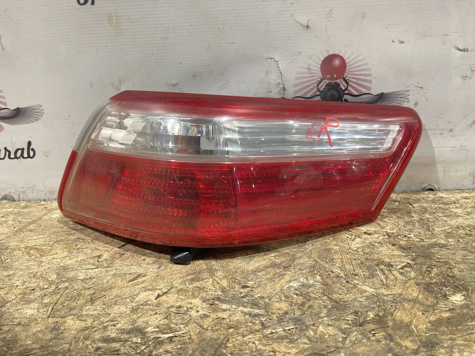 Фонарь задний правый Toyota Camry ACV40, GSV40