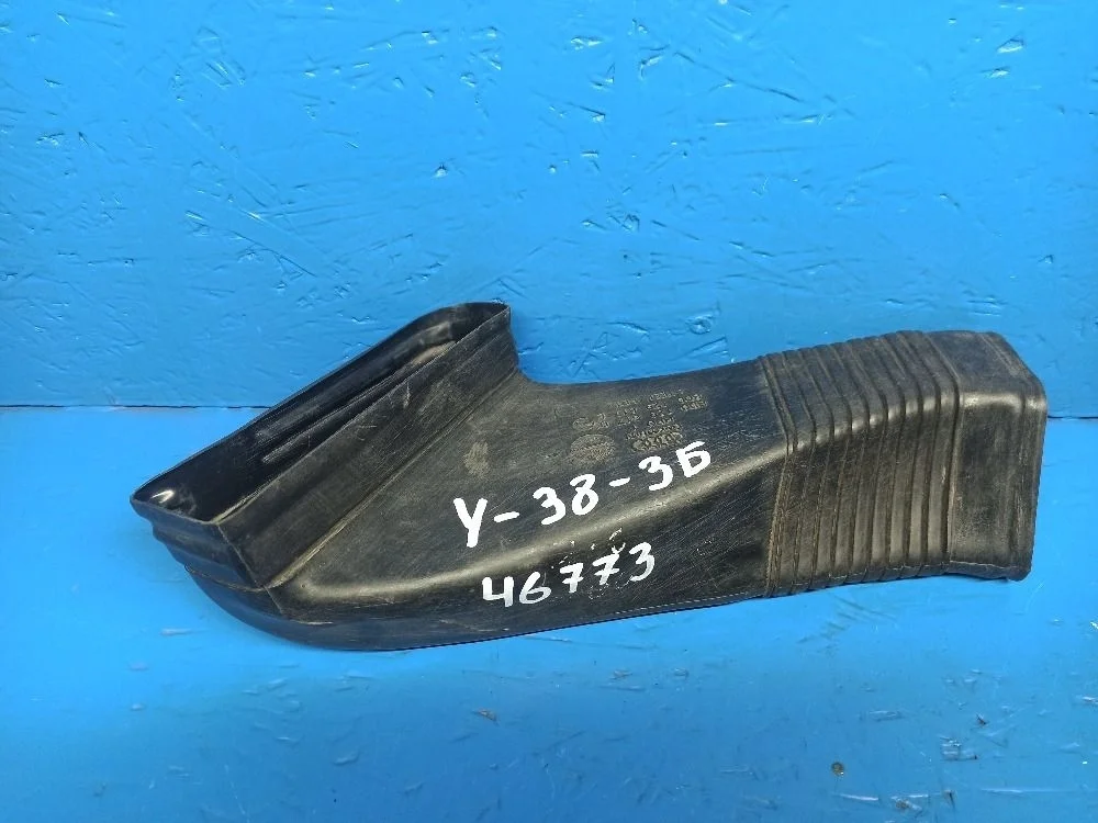 Гофра воздухозаборника Audi A6 c5 2.7Л