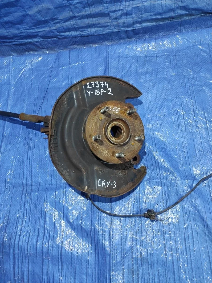 Кулак поворотный правый Honda CR-V III рестайлинг (2009—2012)