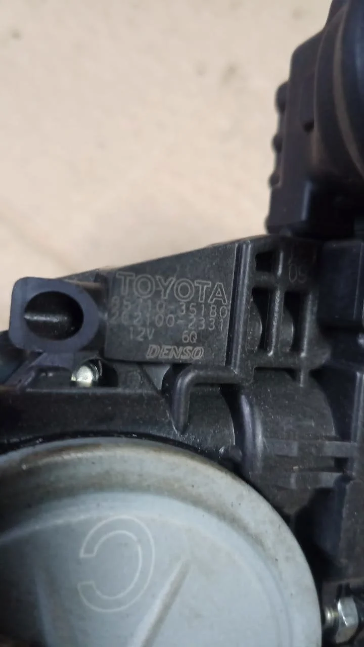 Моторчик стеклоподъемника Toyota RAV4 IV (2012—2015)