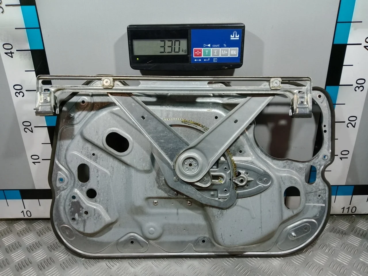 [Б/У] Стеклоподъемник передний левый [Код: 00678545 ]