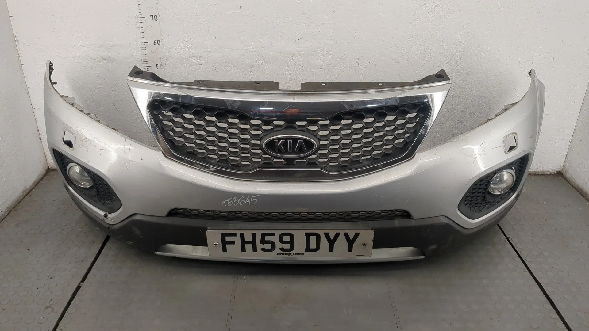 Бампер Kia Sorento XM 2009-2021 КПП автомат 4х4 (АКПП) D4HB Дизель 2.2 л CRDi