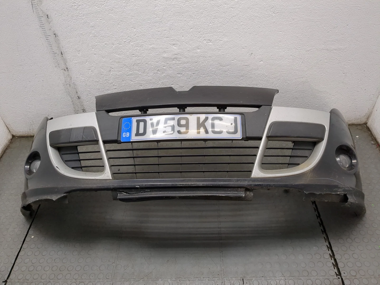 Бампер Renault Megane 3 2009-2016 КПП 6-ст.мех.(МКПП) K4M 858 Бензин 1.6 л Инжектор