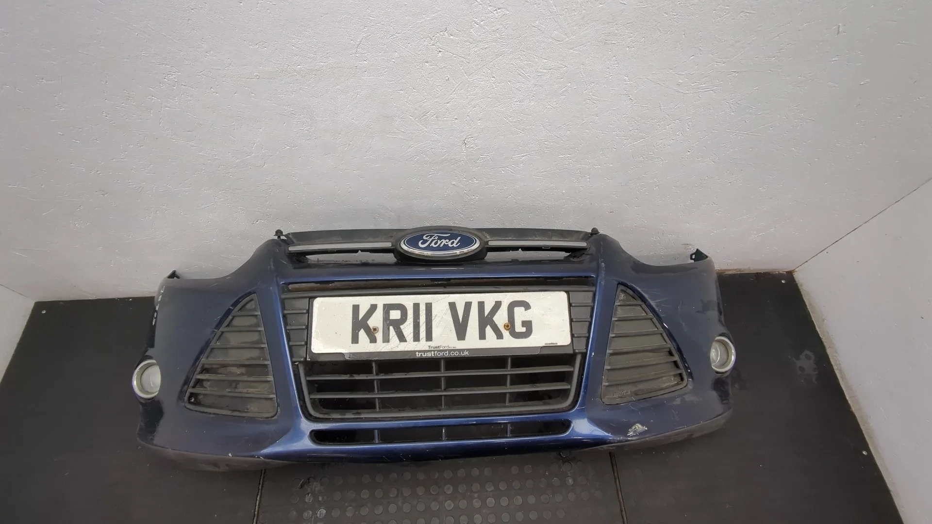 Бампер Ford Focus 3 2011-2015 КПП 5-ст.мех.(МКПП) PNDA Бензин 1.6 л Инжектор